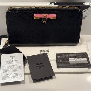 MCM Black Leather Zip Around Wallet Pink Interior Bow Detail w/ Cards